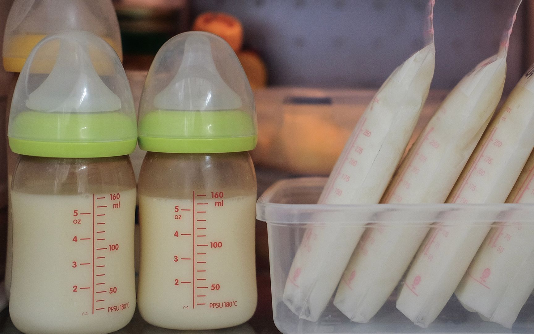 Unimom Bolsas para leche materna on Vimeo