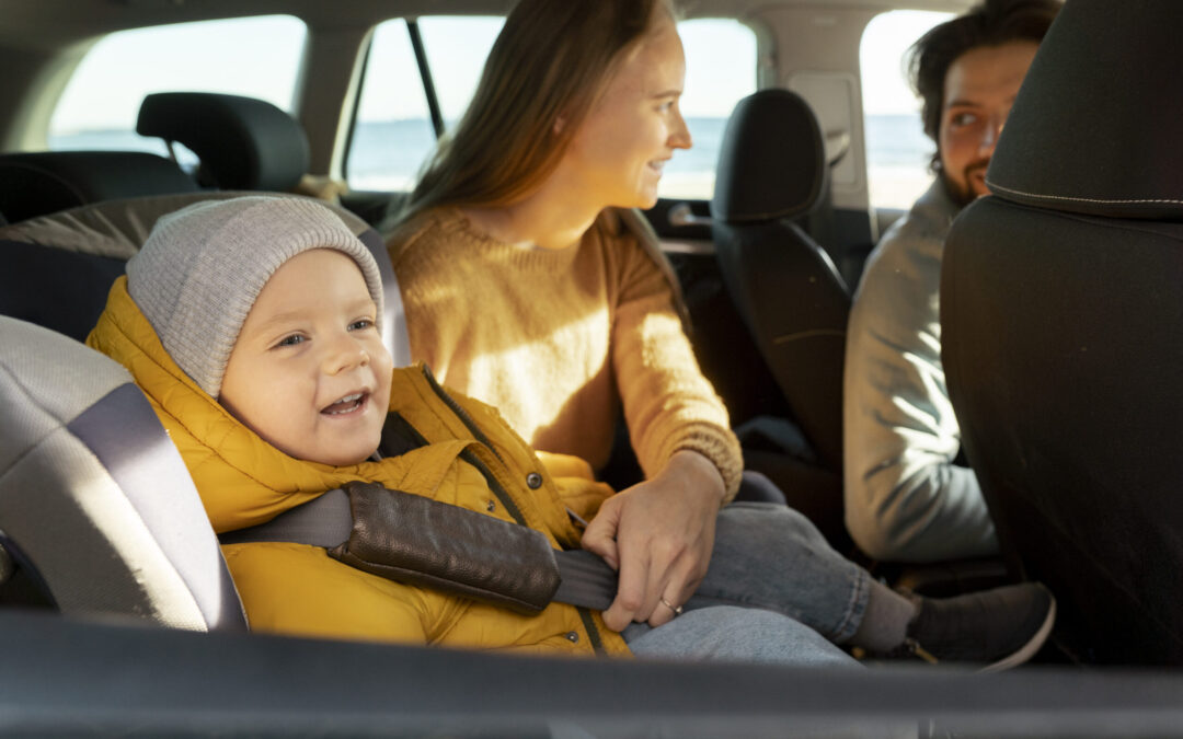 Cómo sobrevivir a un viaje largo en auto con niños