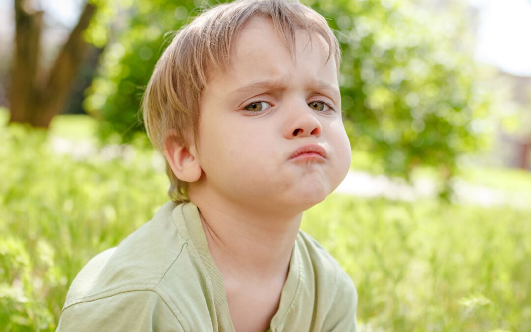 Regresiones en niños de 2 años: Qué son, por qué ocurren y cómo manejarlas